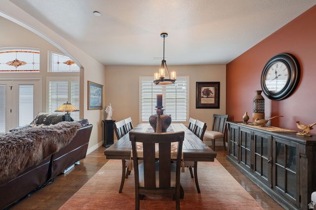 2196 E VALLEY VIEW CT, Layton, UT 84040