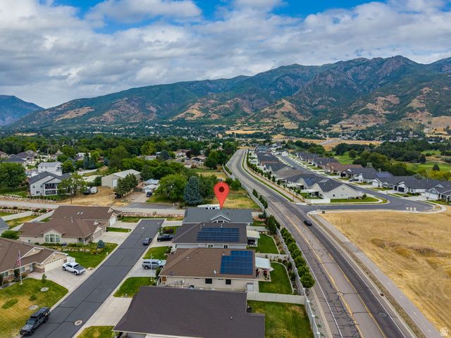 2196 E VALLEY VIEW CT, Layton, UT 84040