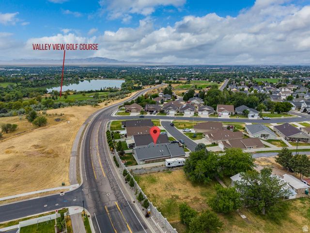 2196 E VALLEY VIEW CT, Layton, UT 84040