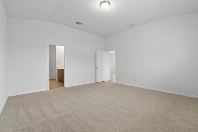 104 Boondoggle RDG -, Cedar Creek, TX 78612