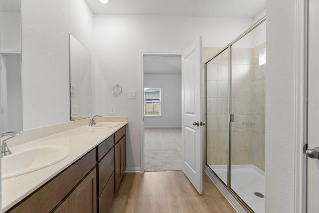 104 Boondoggle RDG -, Cedar Creek, TX 78612