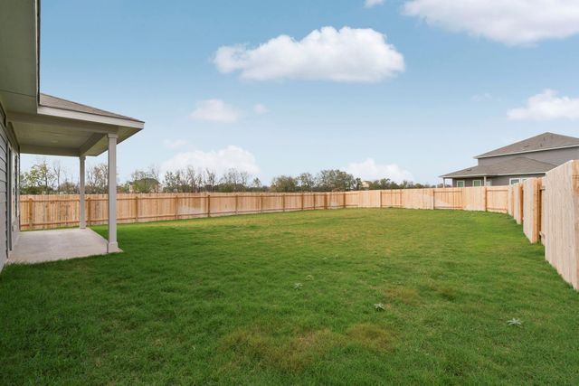 104 Boondoggle RDG -, Cedar Creek, TX 78612