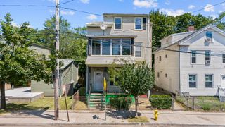 29 Kossuth Street, New Haven, CT 06519