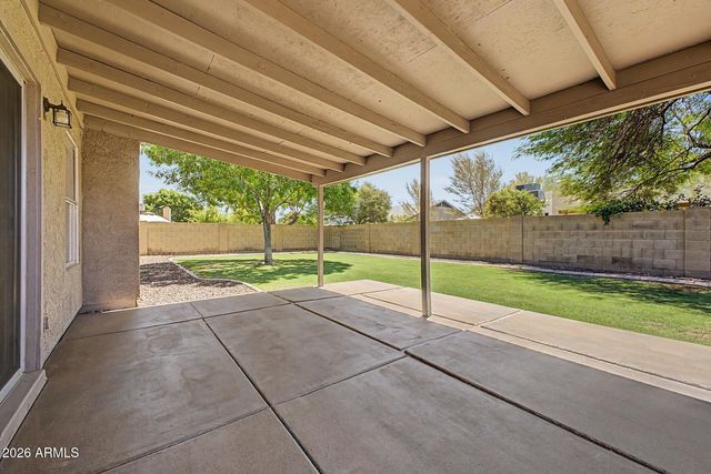 25 W SEQUOIA Drive, Phoenix, AZ 85027