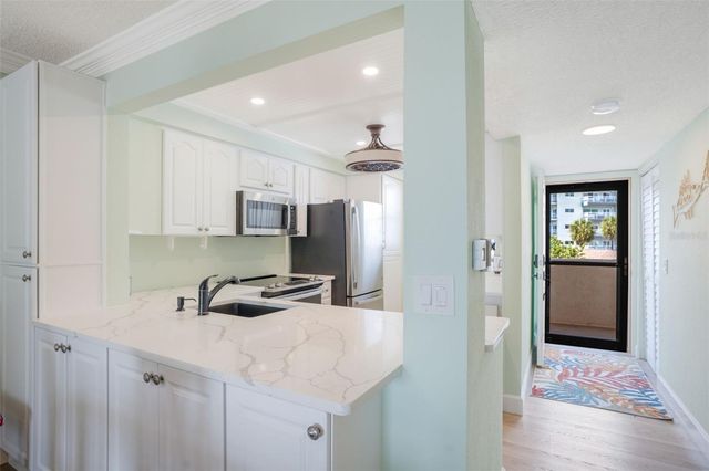 18304 GULF BOULEVARD 105, Redington Shores, FL 33708