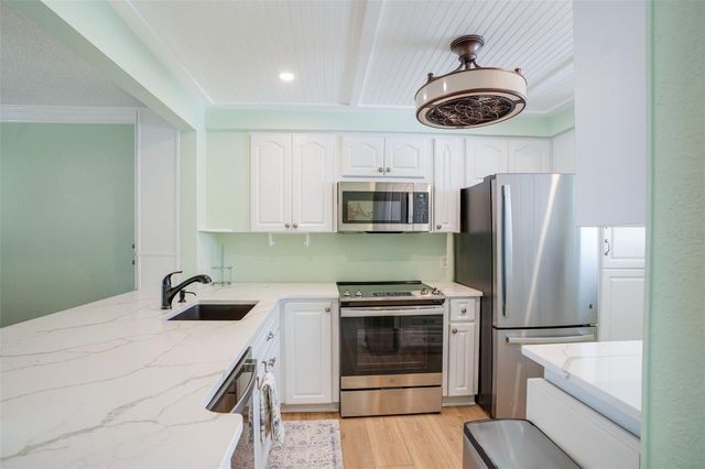 18304 GULF BOULEVARD 105, Redington Shores, FL 33708