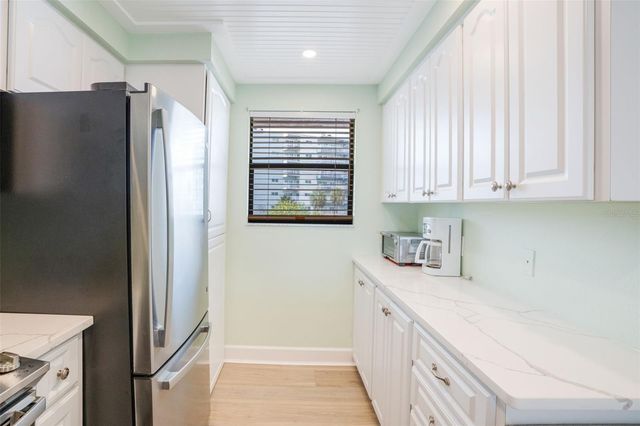 18304 GULF BOULEVARD 105, Redington Shores, FL 33708