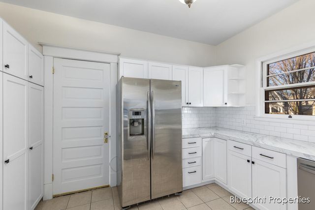 137 Auburn Avenue, Grand Rapids, MI 49506