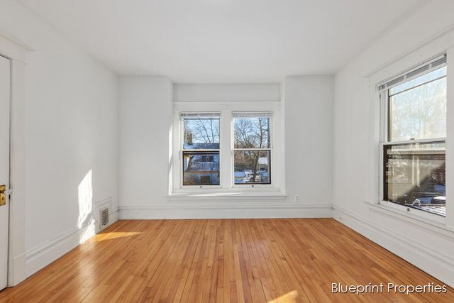 137 Auburn Avenue, Grand Rapids, MI 49506