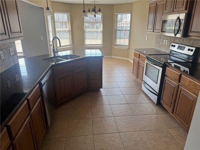 11081 Meadowsweet Drive, Prairie Grove, AR 72753