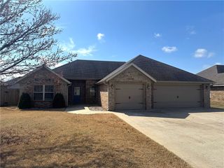 11081 Meadowsweet Drive, Prairie Grove, AR 72753