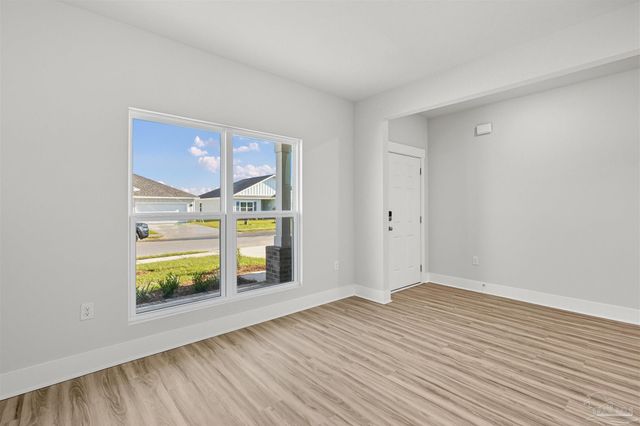 4643 Eider Rd, Pace, FL 32571