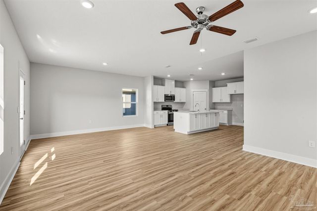 4643 Eider Rd, Pace, FL 32571