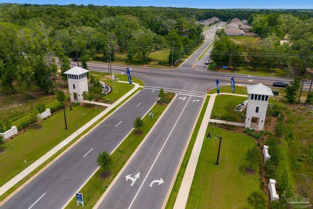 4643 Eider Rd, Pace, FL 32571