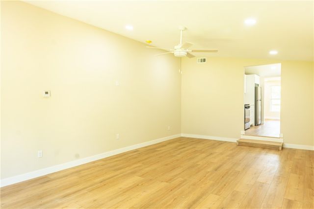 18175 Harmon Road, Fayetteville, AR 72704