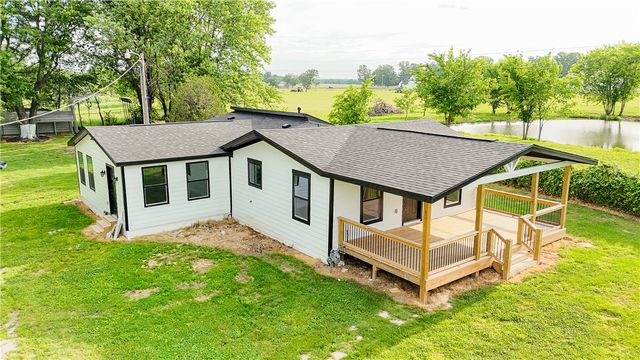 18175 Harmon Road, Fayetteville, AR 72704