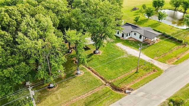 18175 Harmon Road, Fayetteville, AR 72704