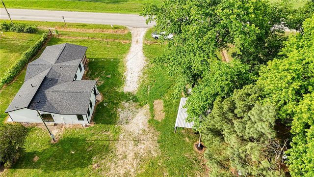 18175 Harmon Road, Fayetteville, AR 72704