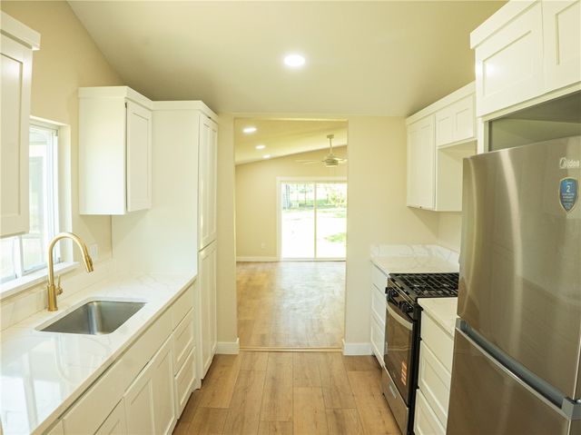 18175 Harmon Road, Fayetteville, AR 72704