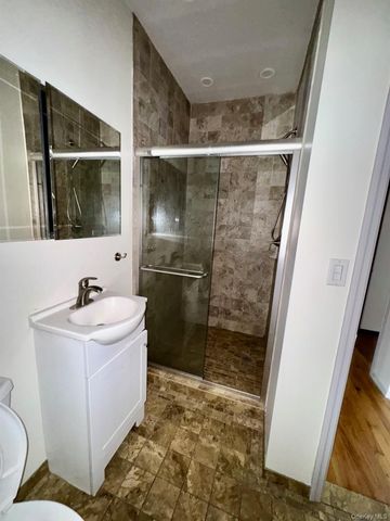 37 Apollo Street, Brooklyn, NY 11222