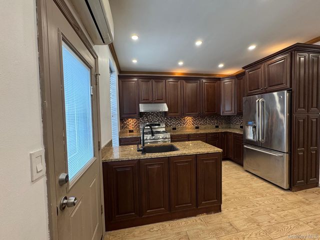 37 Apollo Street, Brooklyn, NY 11222