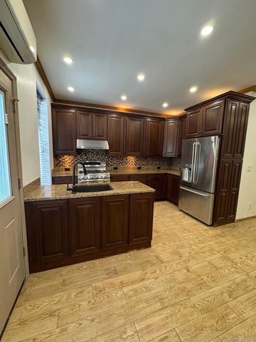 37 Apollo Street, Brooklyn, NY 11222