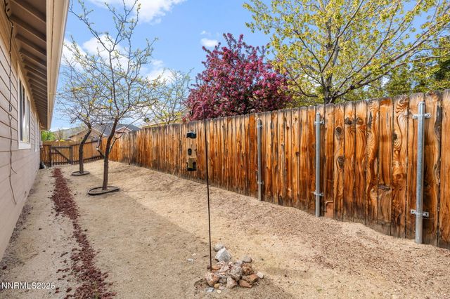 1824 Amberwood Drive, Carson City, NV 89703