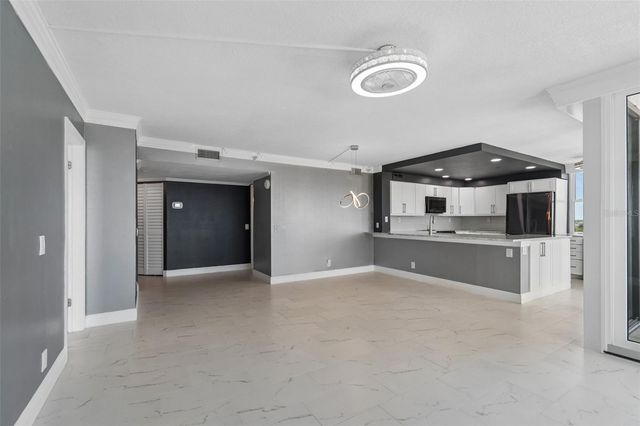 6265 SUN BOULEVARD 1004, St Petersburg, FL 33715