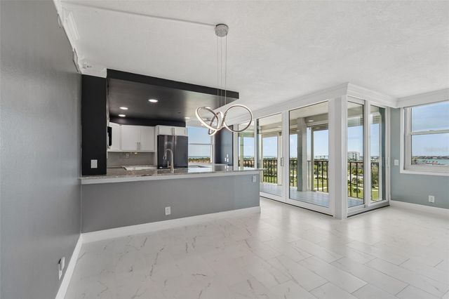 6265 SUN BOULEVARD 1004, St Petersburg, FL 33715