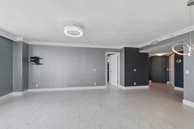 6265 SUN BOULEVARD 1004, St Petersburg, FL 33715