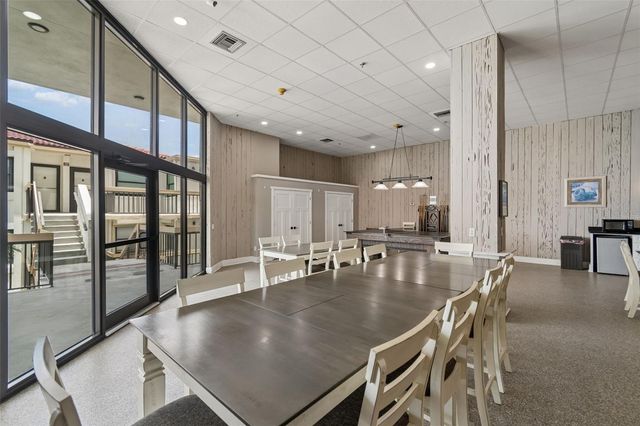 6265 SUN BOULEVARD 1004, St Petersburg, FL 33715