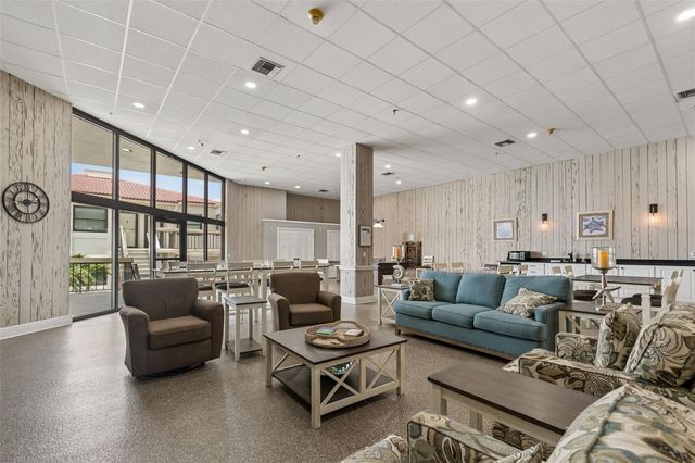 6265 SUN BOULEVARD 1004, St Petersburg, FL 33715