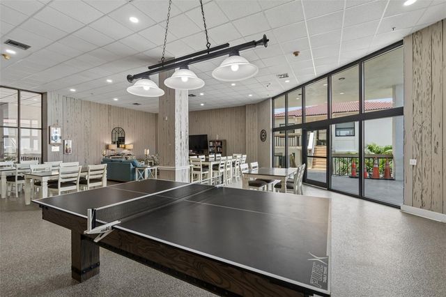 6265 SUN BOULEVARD 1004, St Petersburg, FL 33715