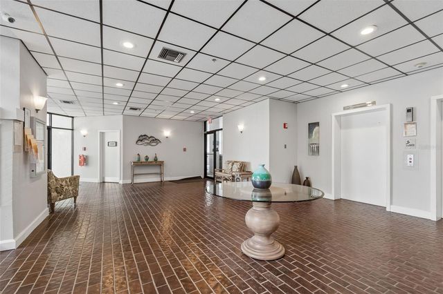 6265 SUN BOULEVARD 1004, St Petersburg, FL 33715