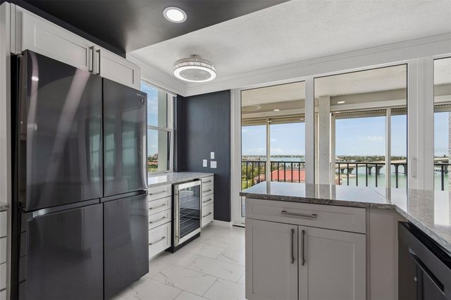 6265 SUN BOULEVARD 1004, St Petersburg, FL 33715