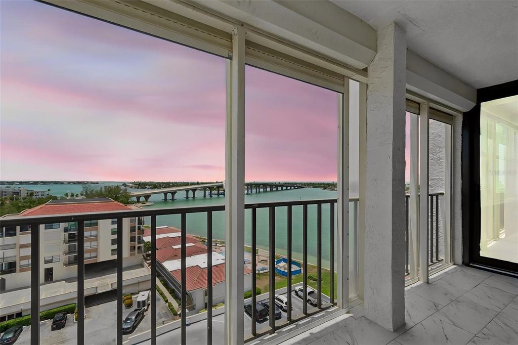 6265 SUN BOULEVARD 1004, St Petersburg, FL 33715
