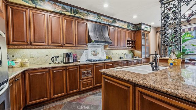 3426 Wedgewood Lane, Burbank, CA 91504