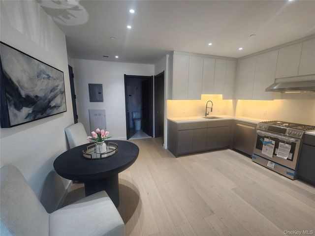 108-15 72 Avenue 5B, Forest Hills, NY 11375