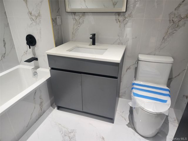 108-15 72 Avenue 5B, Forest Hills, NY 11375