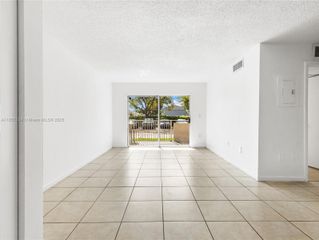 15221 SW 80th St 111, Miami, FL 33193