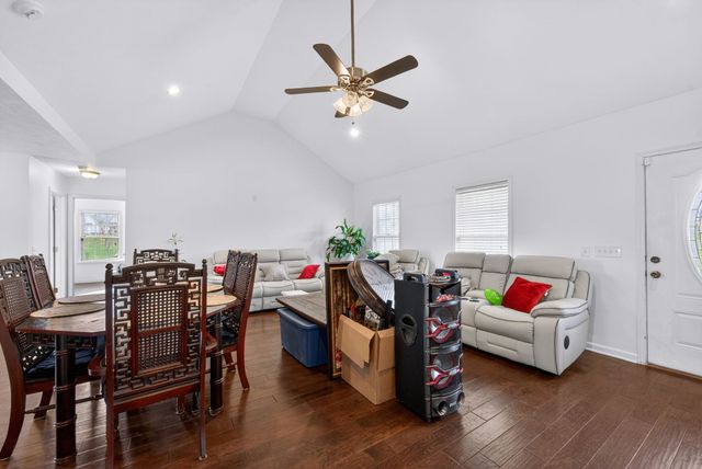 129 Patriot Cir, Shelbyville, TN 37160