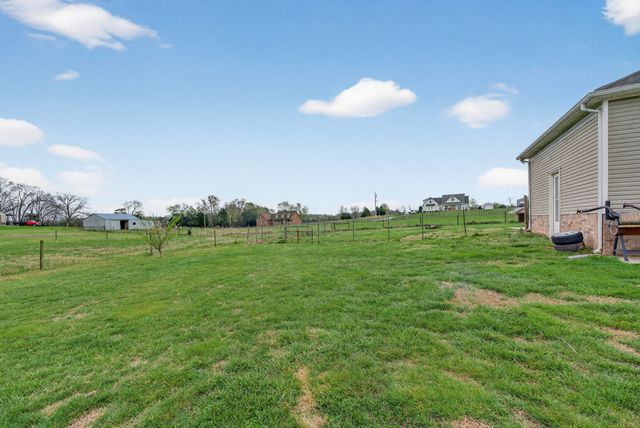 129 Patriot Cir, Shelbyville, TN 37160