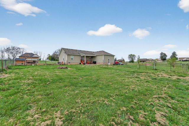 129 Patriot Cir, Shelbyville, TN 37160
