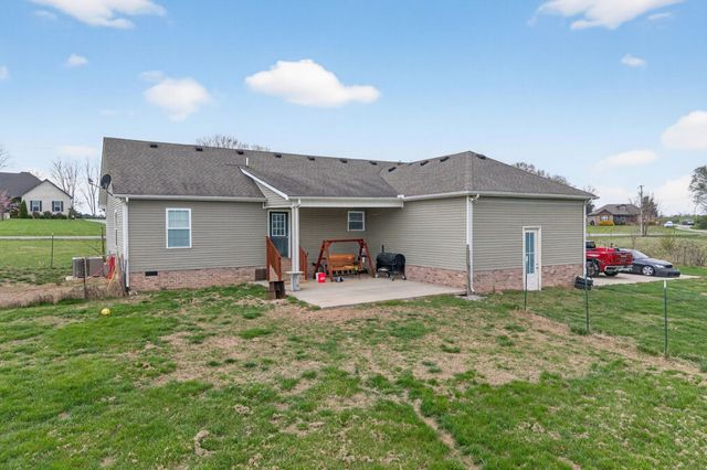 129 Patriot Cir, Shelbyville, TN 37160
