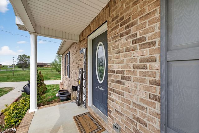 129 Patriot Cir, Shelbyville, TN 37160
