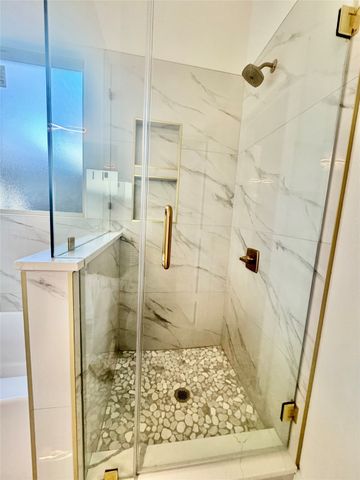 504 Paradise Street, Fort Worth, TX 76111