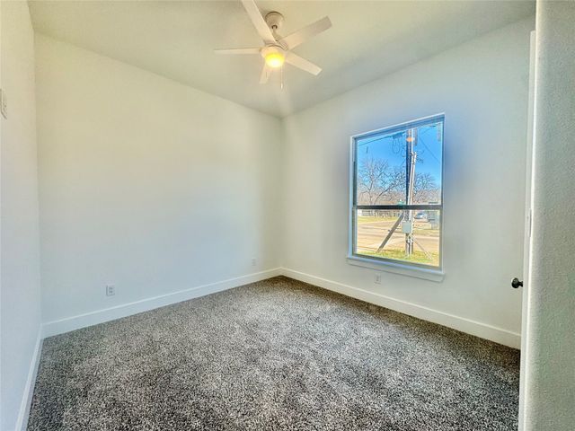 504 Paradise Street, Fort Worth, TX 76111