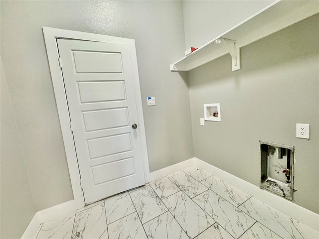 504 Paradise Street, Fort Worth, TX 76111