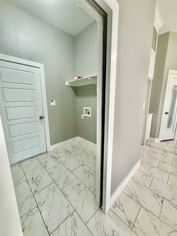 504 Paradise Street, Fort Worth, TX 76111