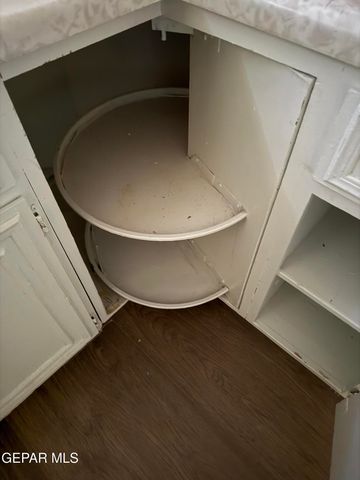 1213 N Boone Street, El Paso, TX 79903